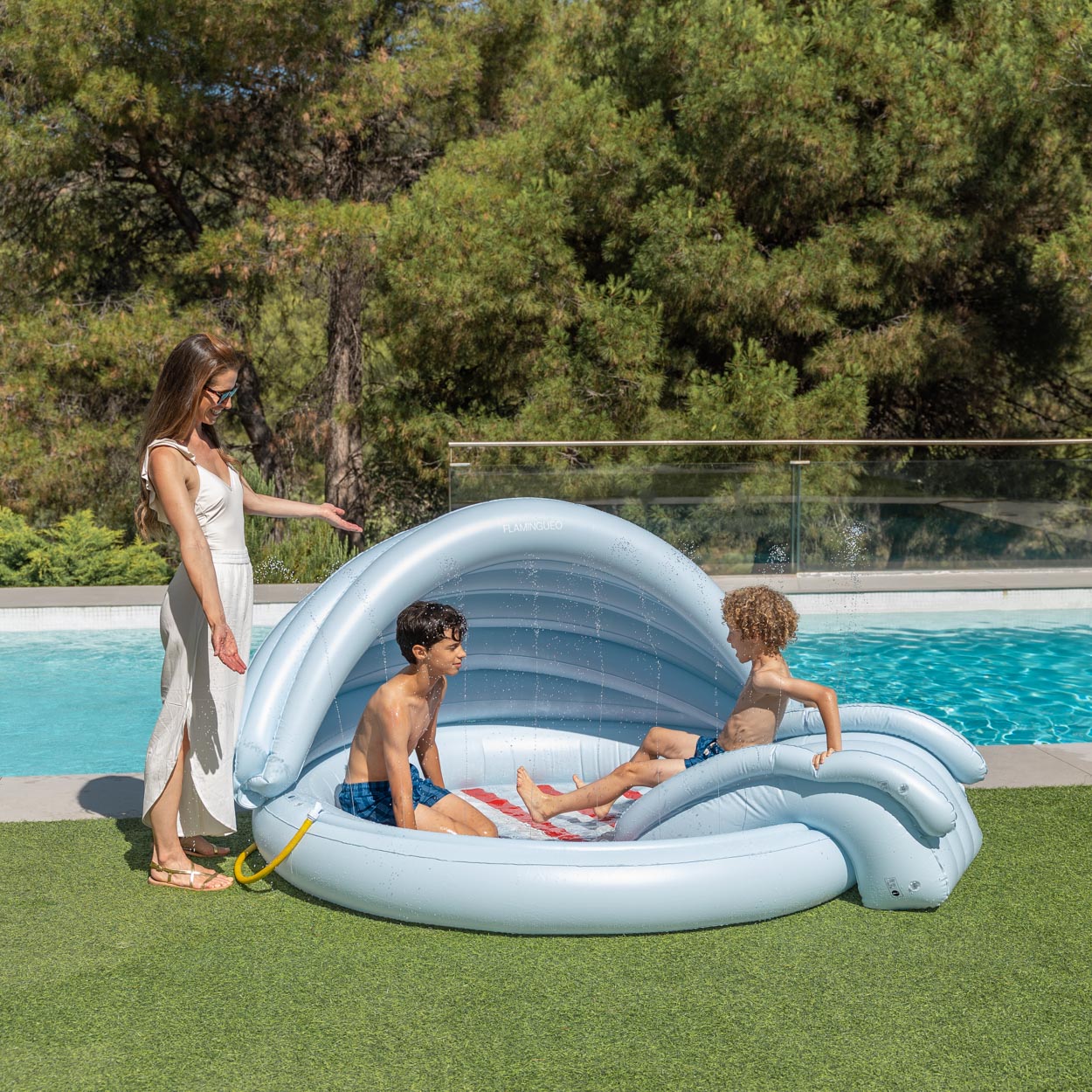 Piscina infantil con tobogán y aspersor – RINGO