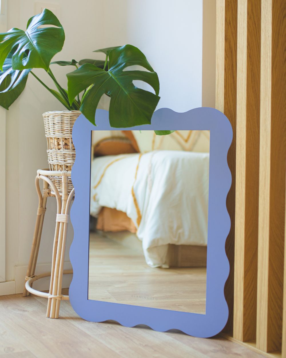 Espejo de Pared Ondas - Wavy Mirror STORMI - Flamingueo
