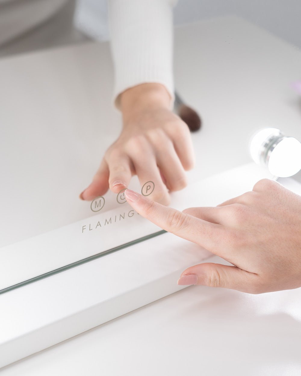 Espejo luces LED semicircular - DREAM - Flamingueo