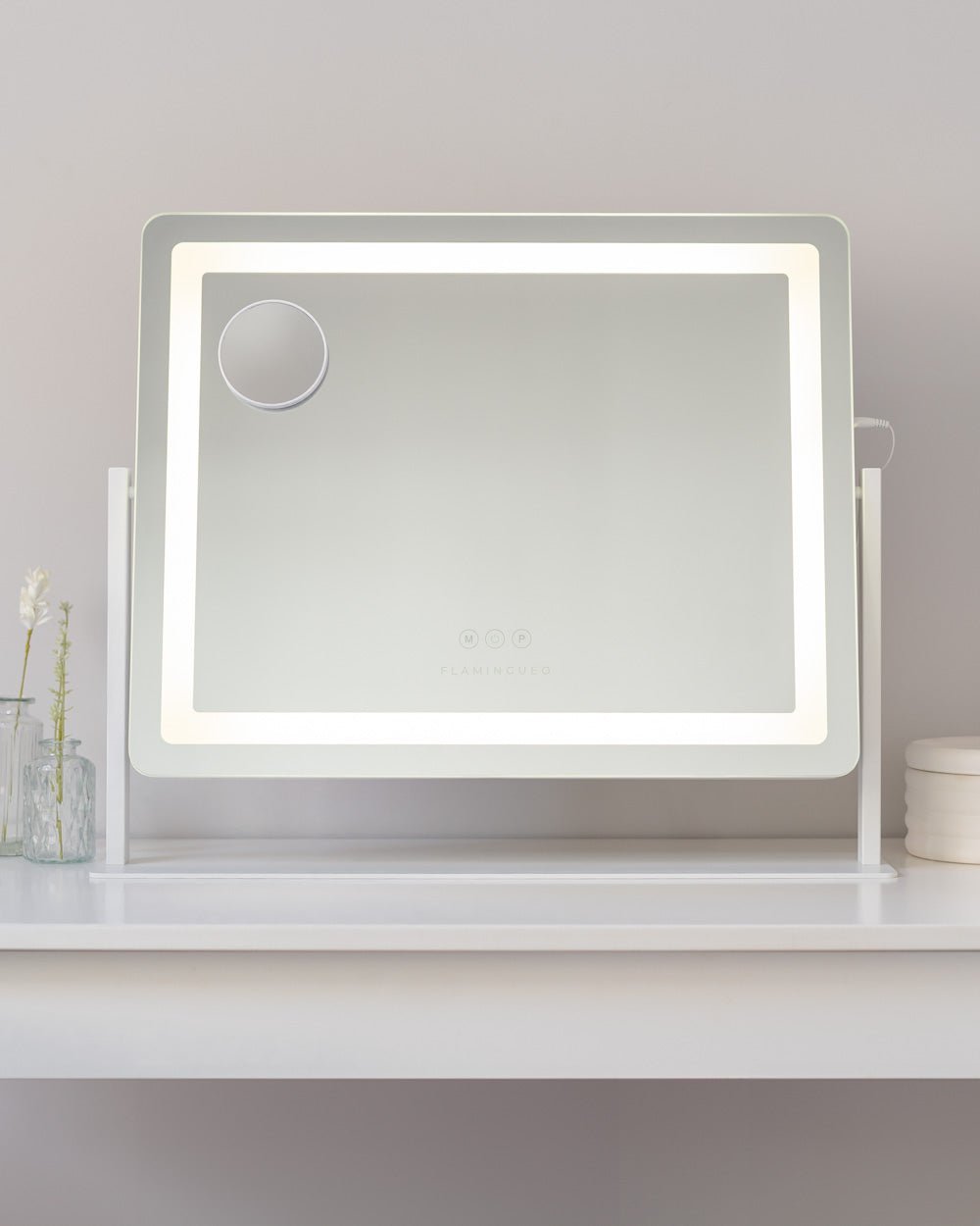 Espejo maquillaje con luz LED - BLAIR - Flamingueo