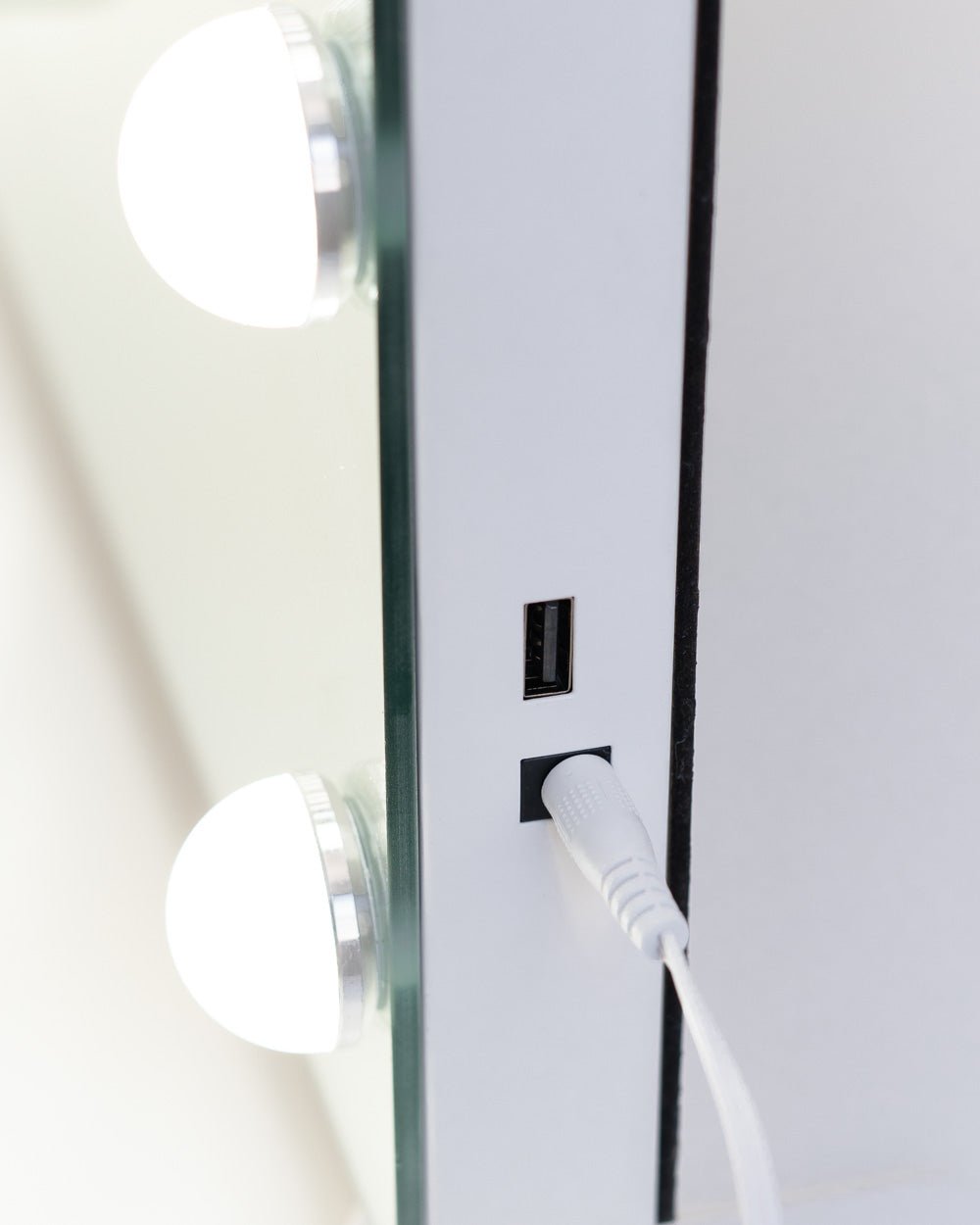 Espejo maquillaje con luz LED - GEORGINA - Flamingueo