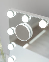 Espejo maquillaje con luz LED - GEORGINA - Flamingueo