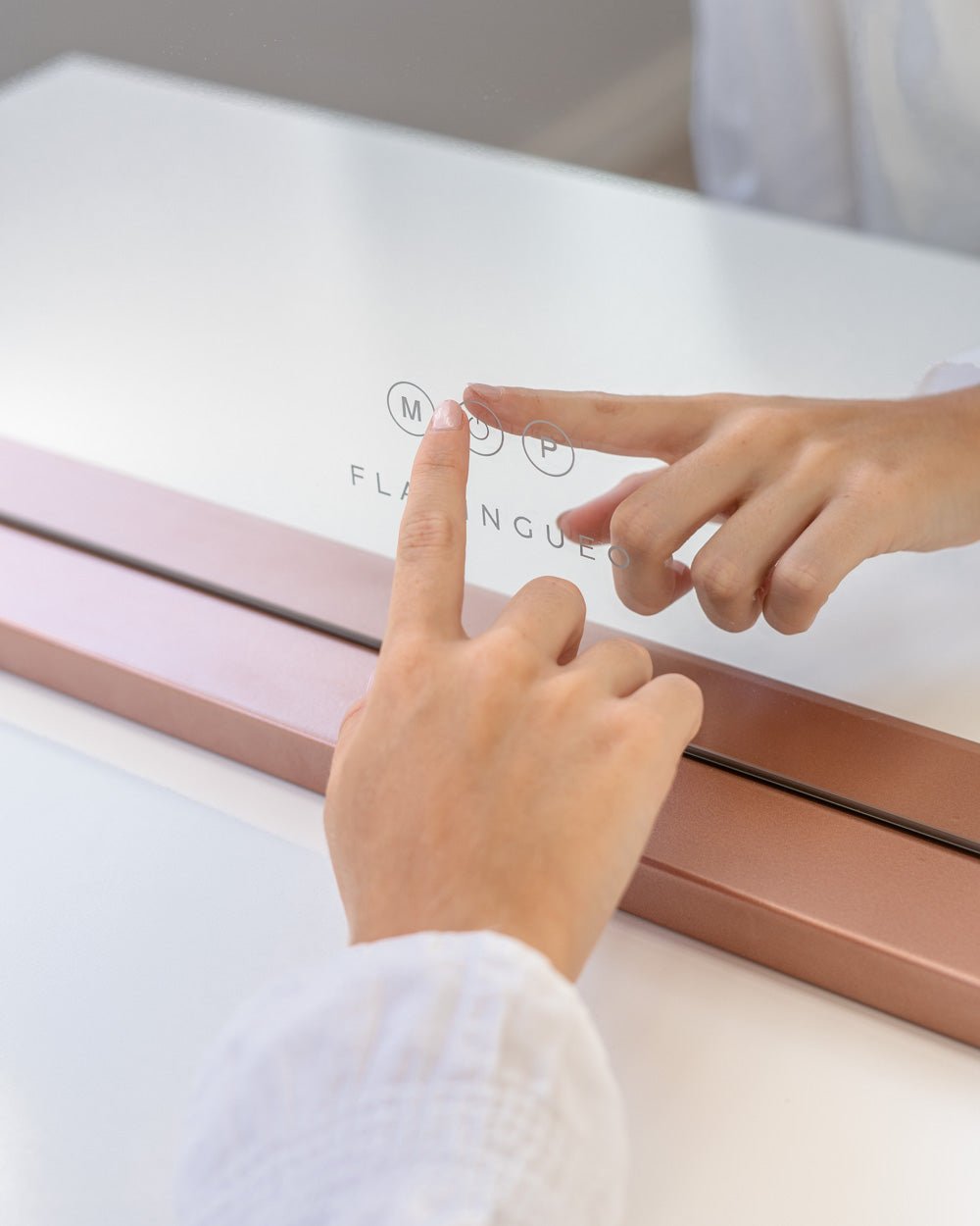 Espejo maquillaje con luz LED - KIM - Flamingueo