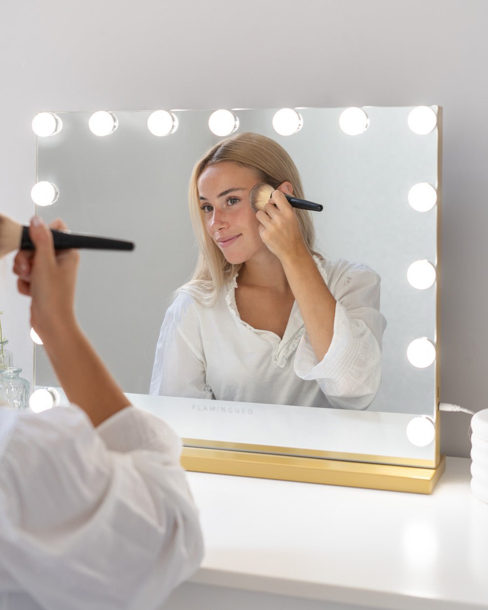 Espejo maquillaje con luz LED - KIM - Flamingueo