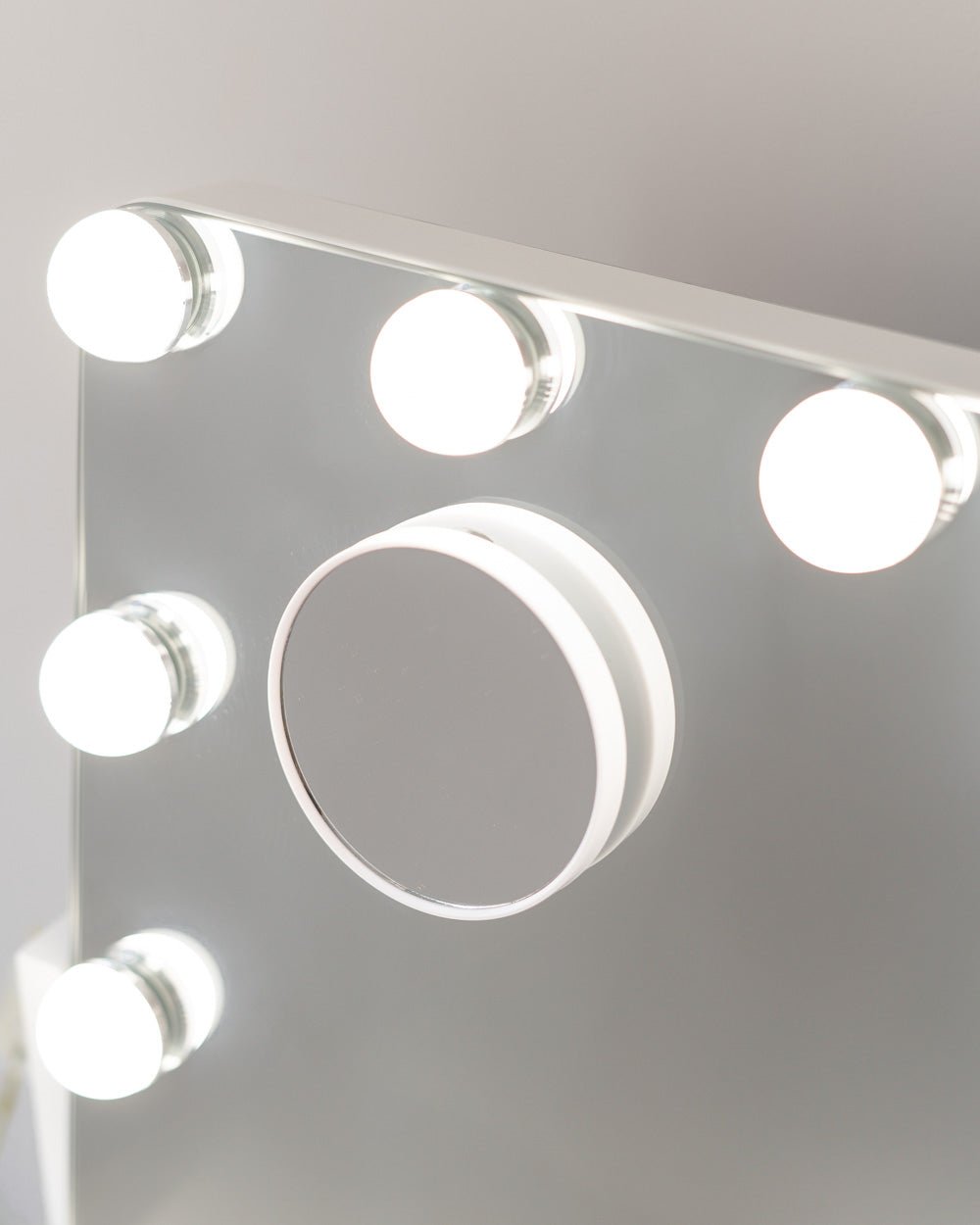 Espejo maquillaje con luz LED - LILY - Flamingueo