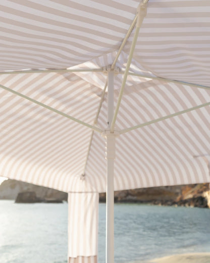 Toldo de playa con bolsillos de arena – SUNGOLD