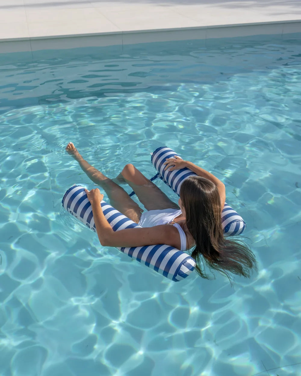 Hamaca flotante para piscina con rejilla – NILO