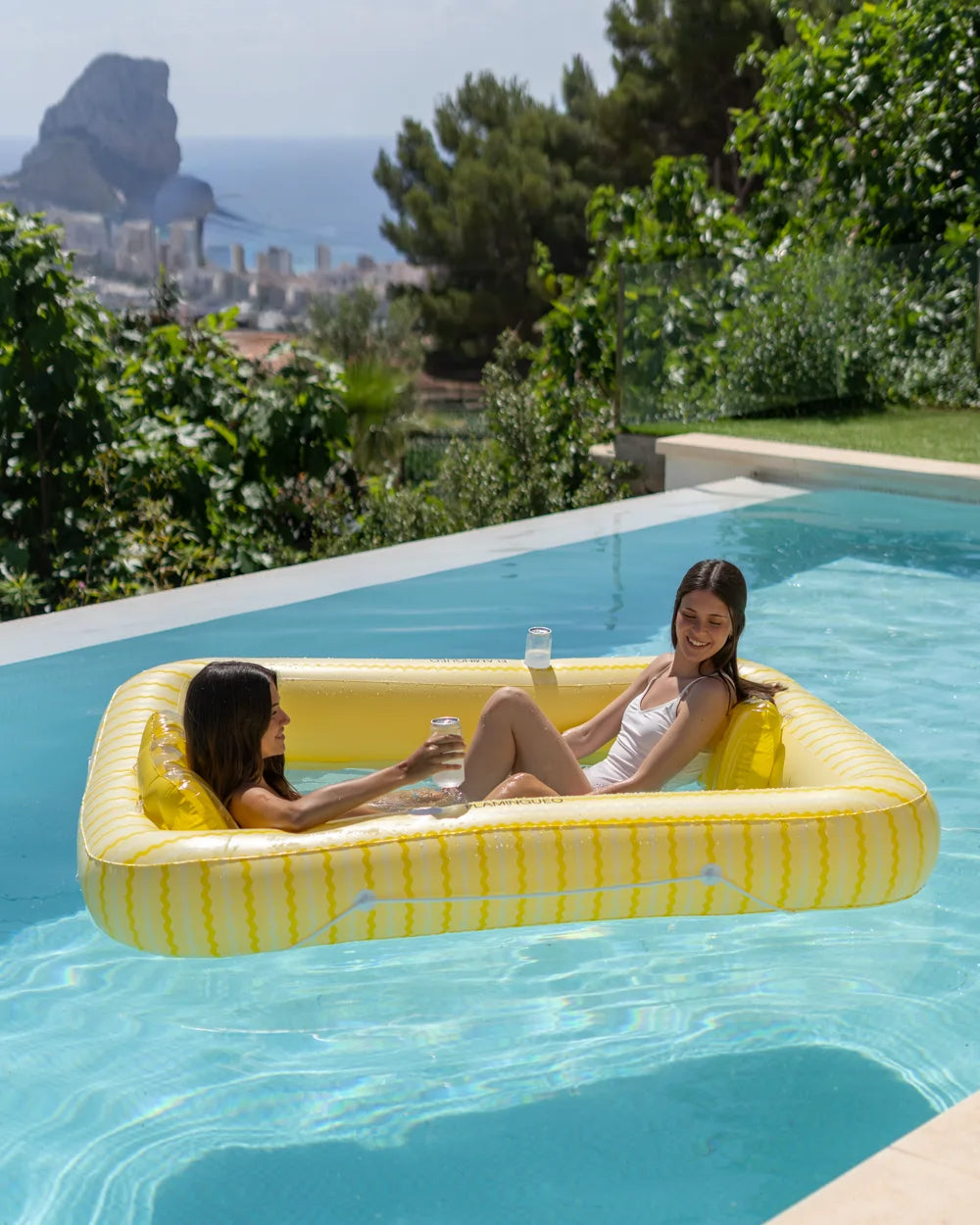 Colchoneta hinchable doble con rejilla – LOLA