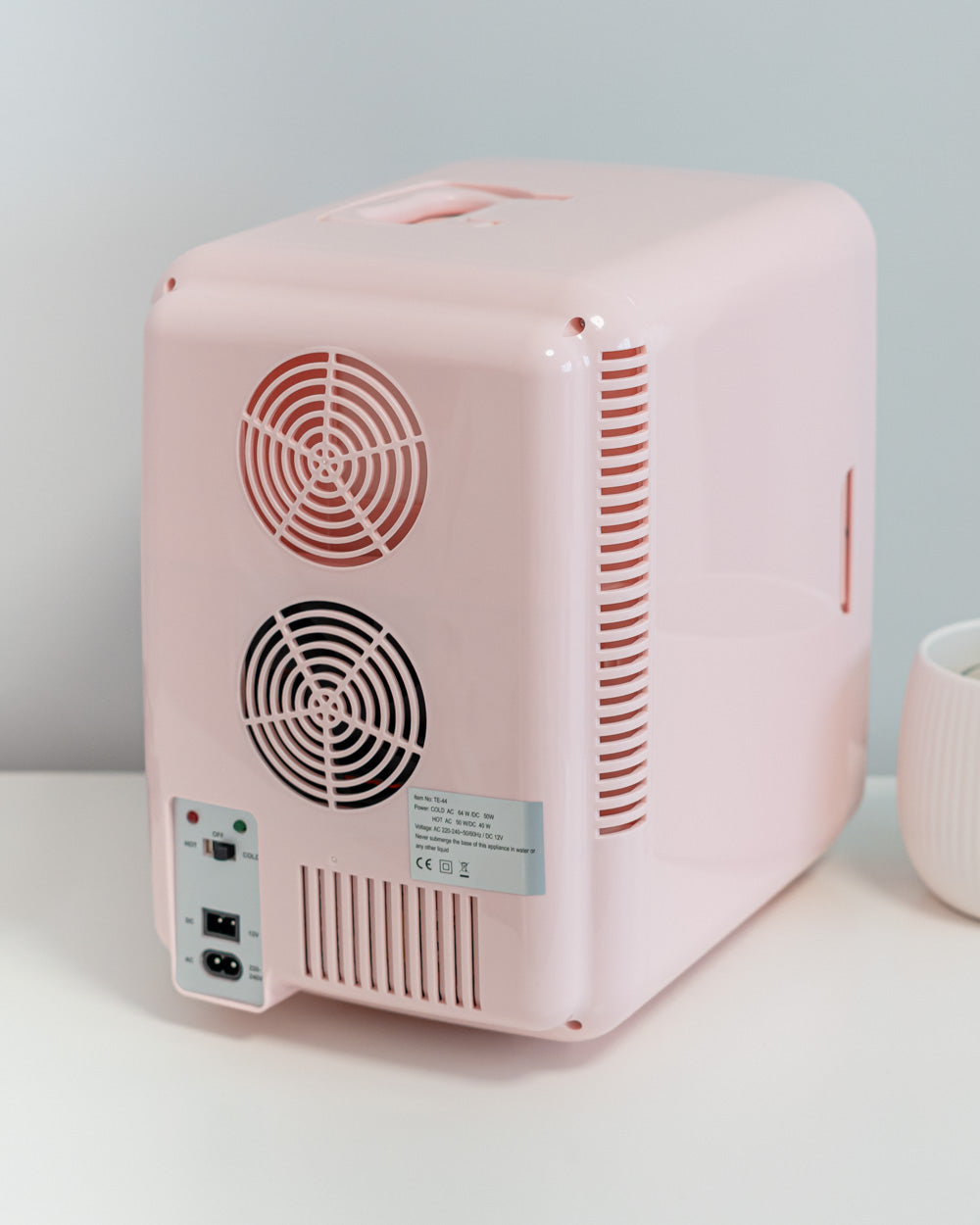 Nevera Cosméticos con espejo 10L - GRIMMY