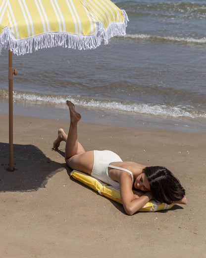 Asiento plegable playa amarillo - WALES - Flamingueo