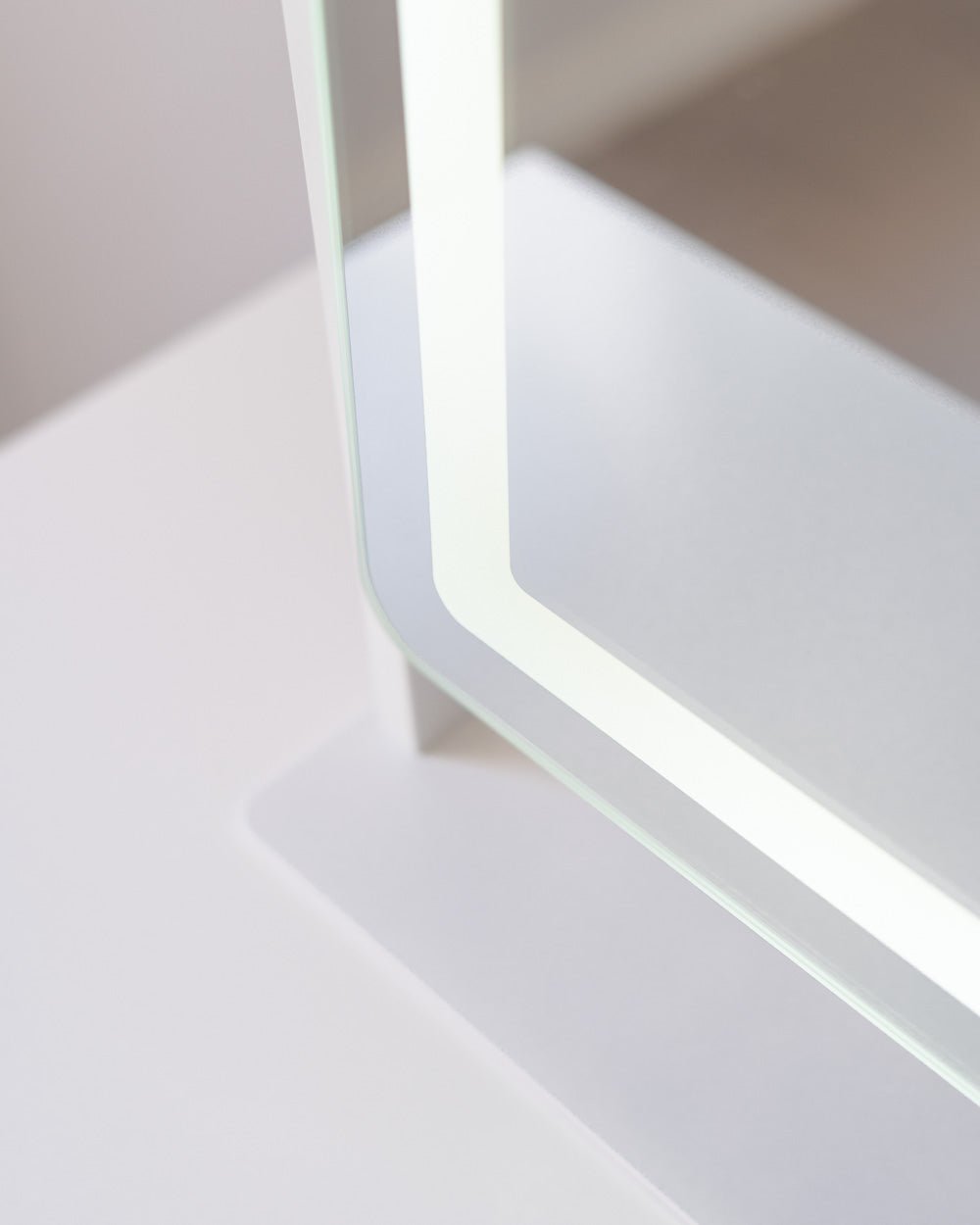 Espejo maquillaje con luz LED - BLAIR - Flamingueo