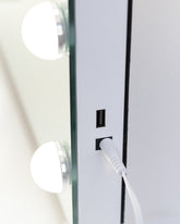 Espejo maquillaje con luz LED - GEORGINA - Flamingueo