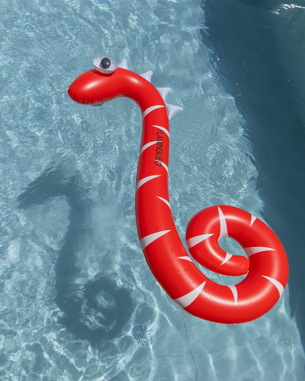 Flotador serpiente roja - TRITON - Flamingueo