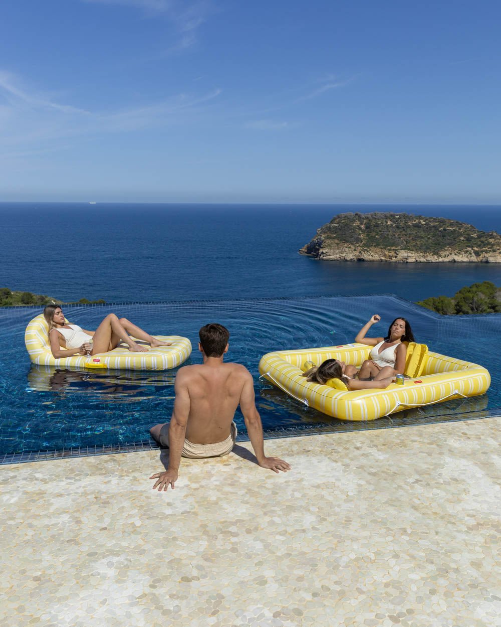 Flotador tumbona rejilla amarilla - MALTA - Flamingueo