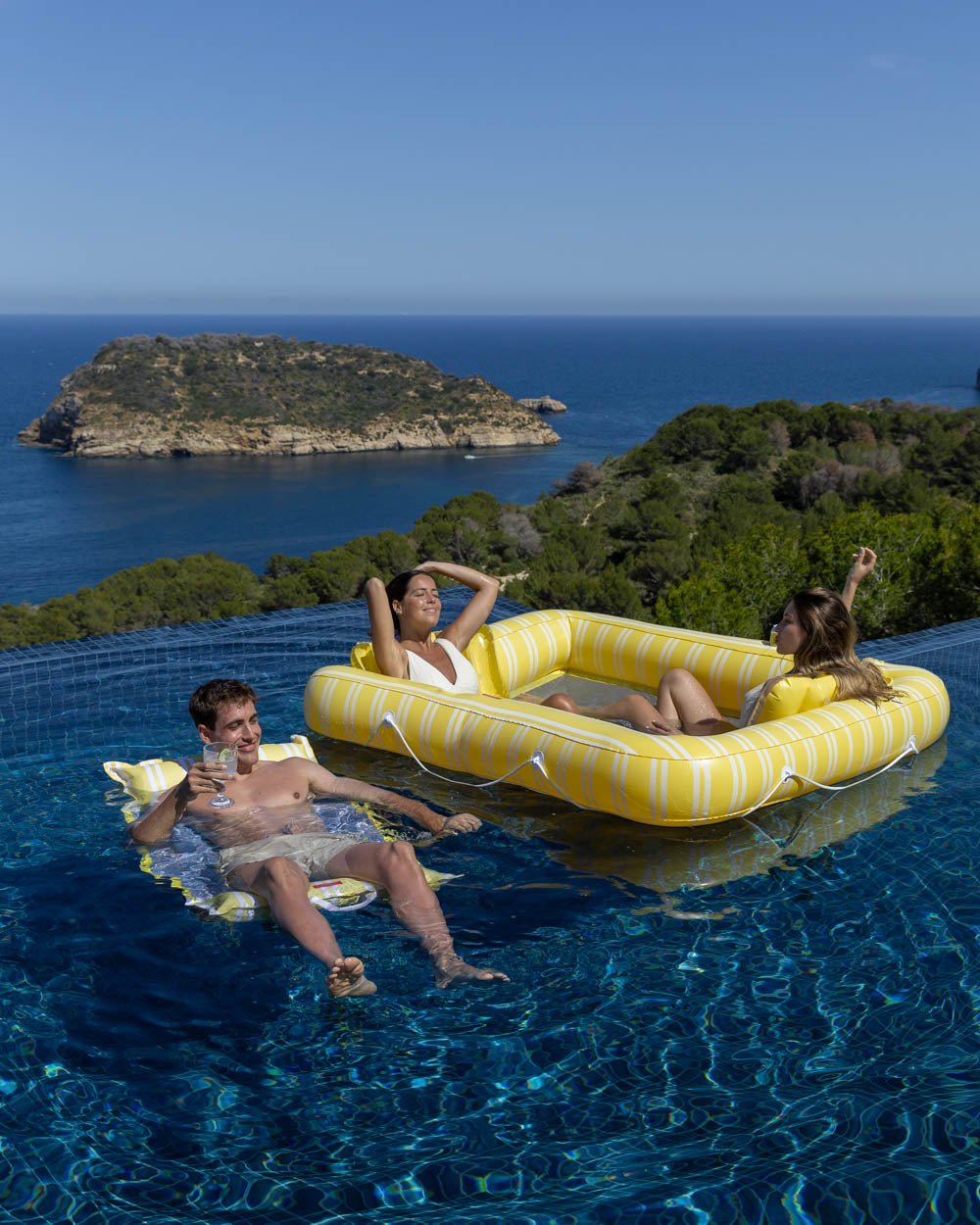 Flotador tumbona rejilla amarilla - MALTA - Flamingueo